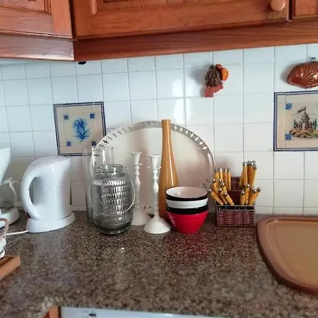 Casa vacanze House With 2 Bedrooms In Colares With Terrace And Wifi