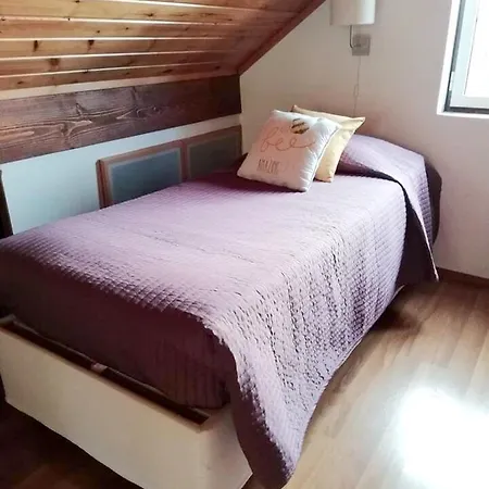 House With 2 Bedrooms In Colares With Terrace And Wifi Casa vacanze *