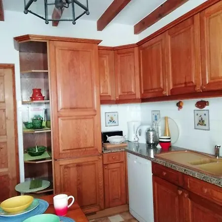 House With 2 Bedrooms In Colares With Terrace And Wifi