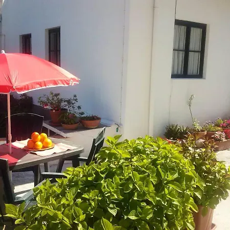 Casa vacanze House With 2 Bedrooms In Colares With Terrace And Wifi